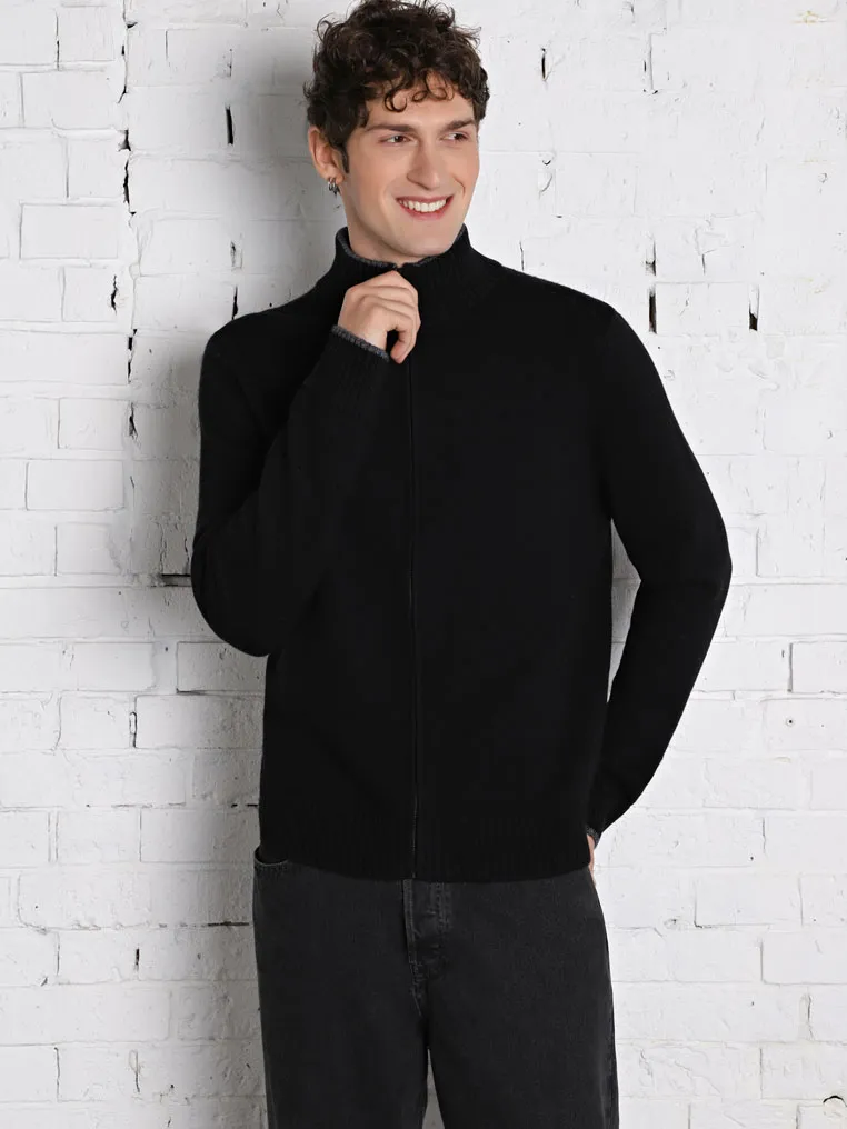 Jumper with a fastener